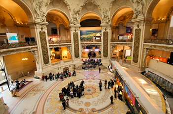 Traduction anglais français pour le Palais de la découverte